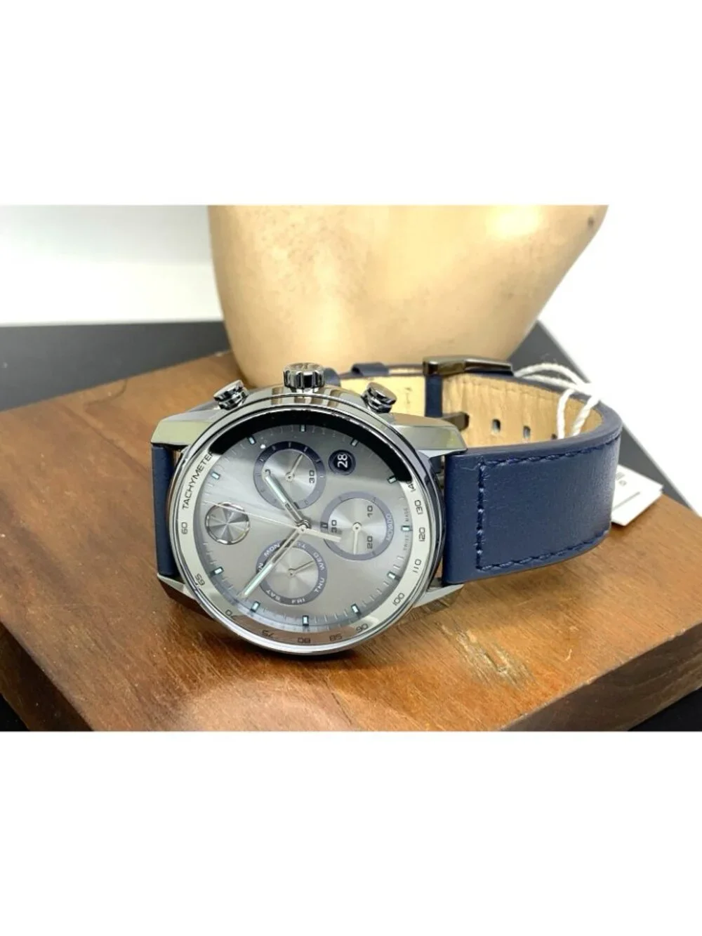 Movado Men's Watch 3600909 Swiss Quartz Chronograph Gray Dial Leather Band 44mm